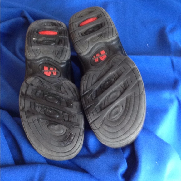 Merrell black leather slip ons - Picture 4 of 5